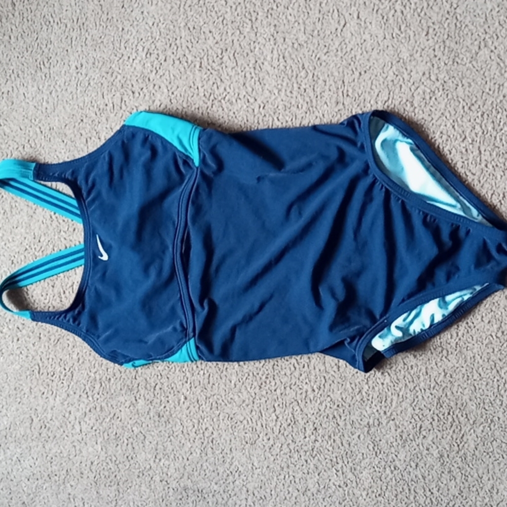 Nike women's bathing suit. 1-piece, navy & aqua. Sz 10